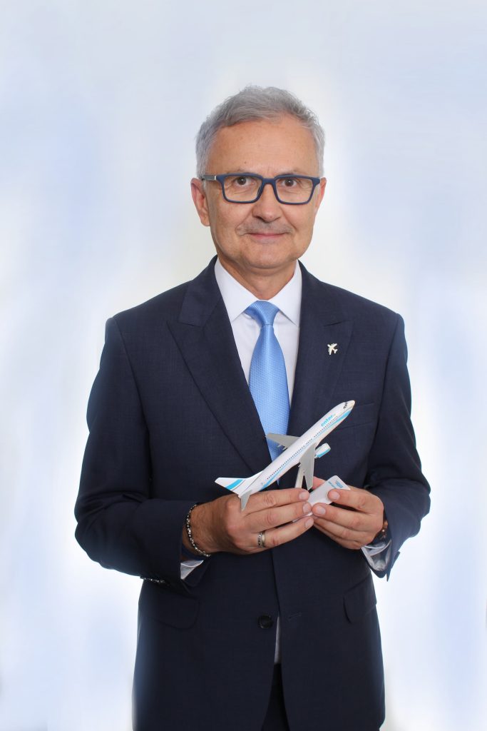 Paweł Łęcki, Dyrektor Enter Charter w Nekera